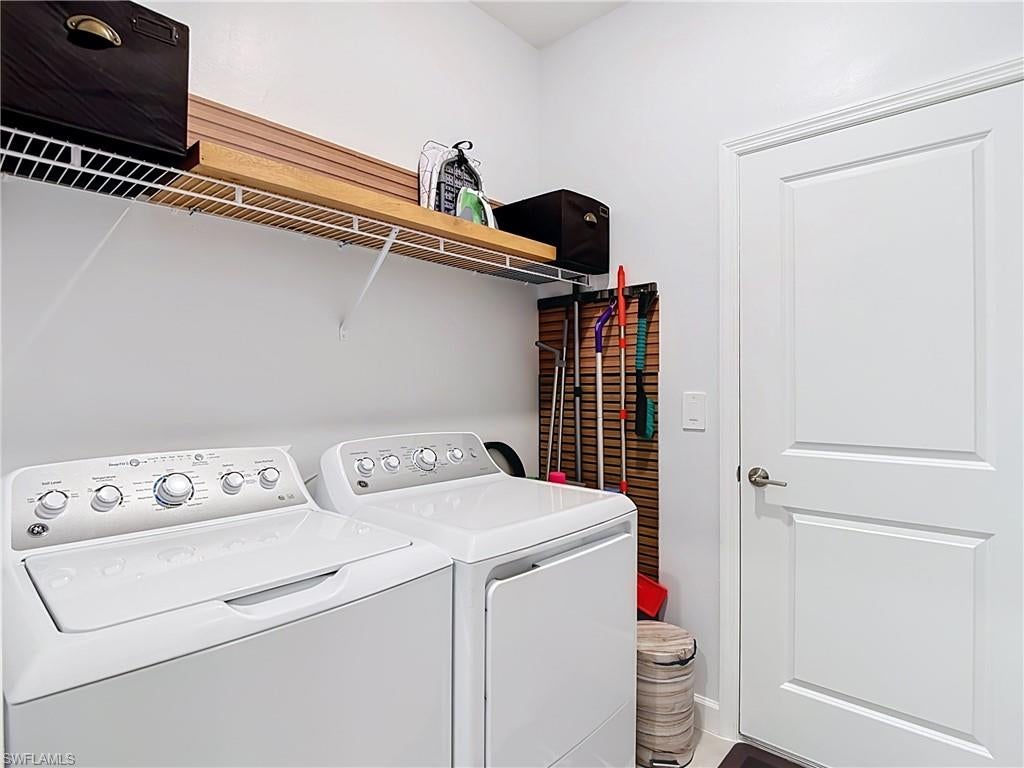 IBIS LANDING - Residential Lease
