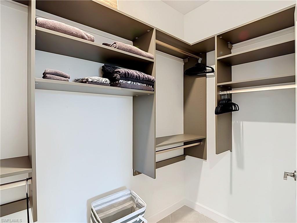 IBIS LANDING - Residential Lease