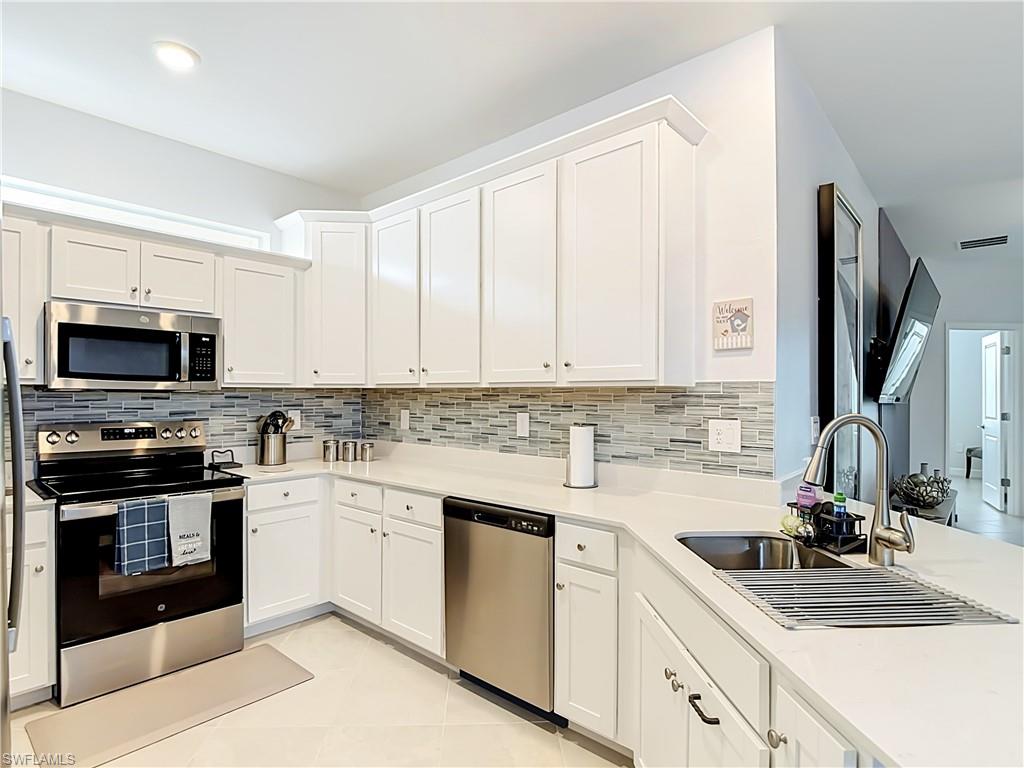 IBIS LANDING - Residential Lease
