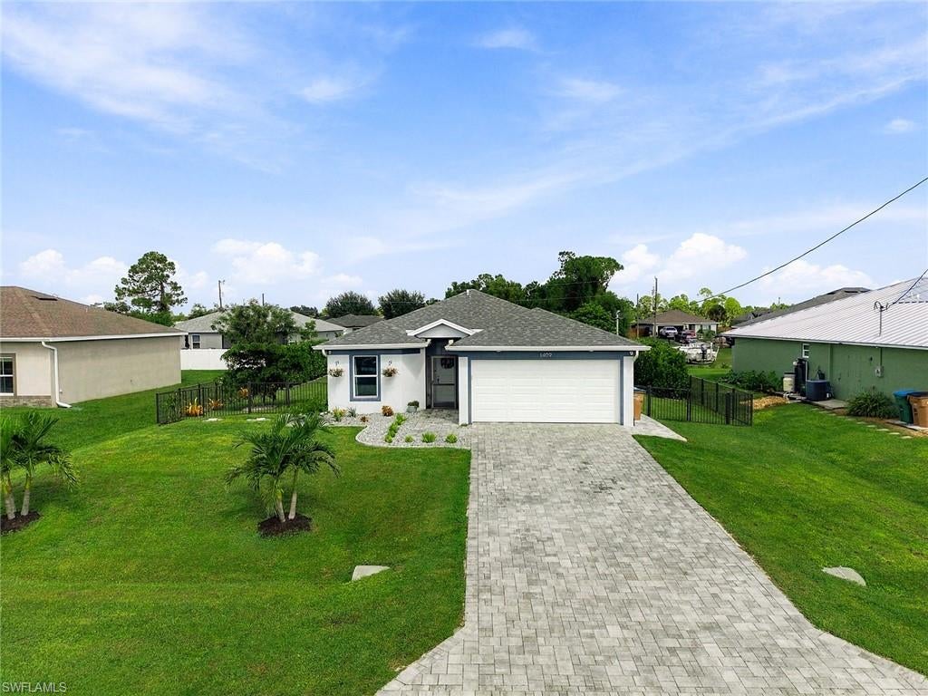 CAPE CORAL - Residential