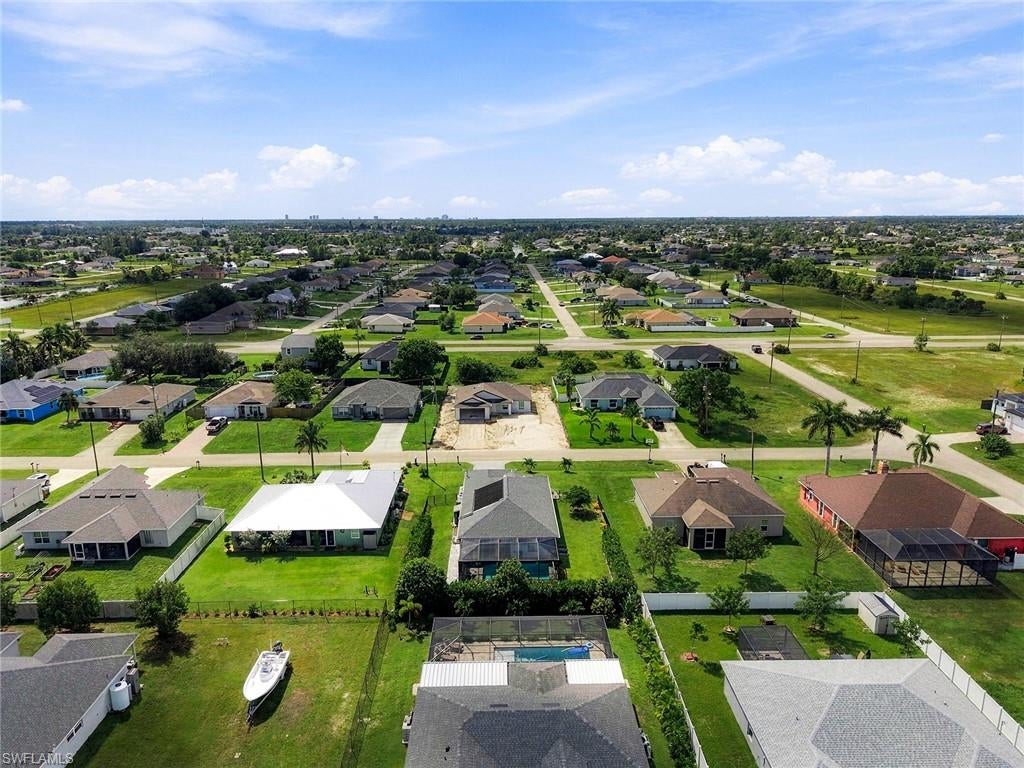 CAPE CORAL - Residential