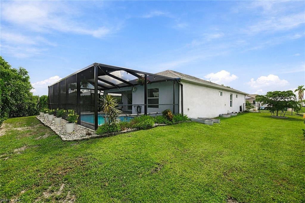 CAPE CORAL - Residential