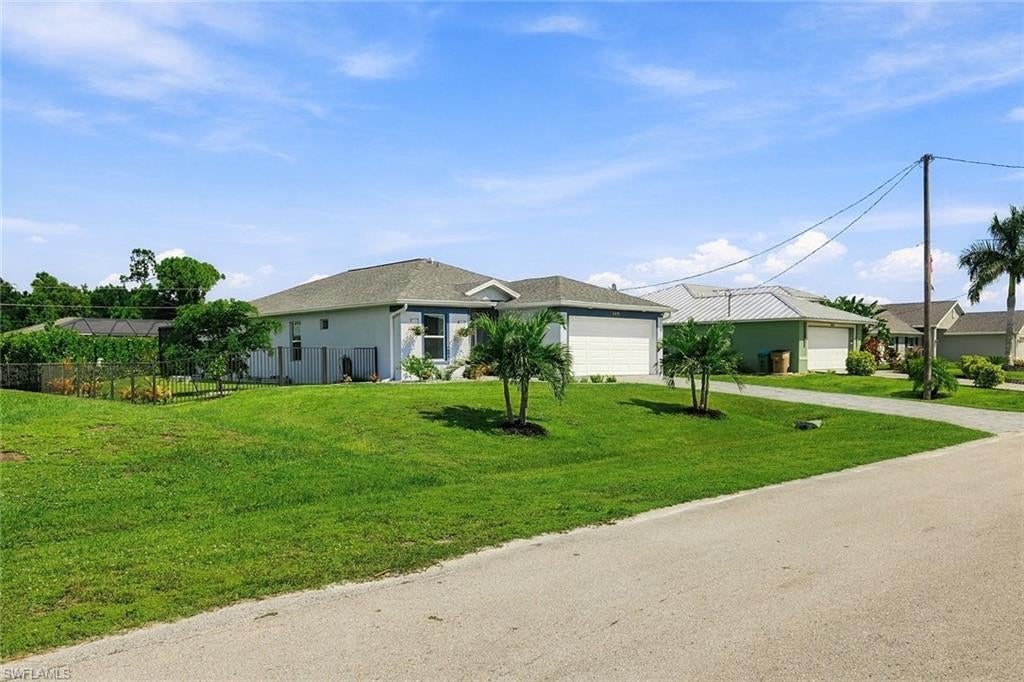 CAPE CORAL - Residential