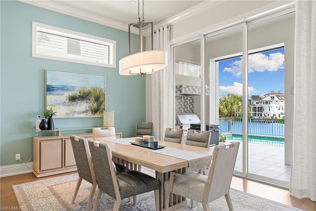 BAREFOOT BEACH - Residential