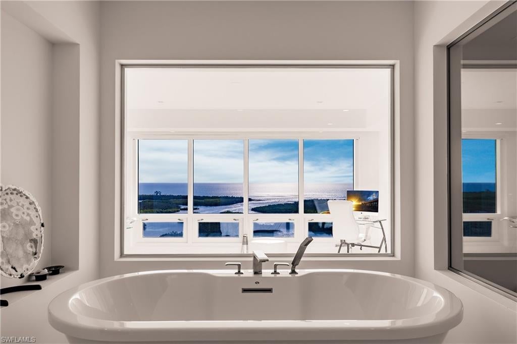 KALEA BAY TOWER 100 - Residential Lease
