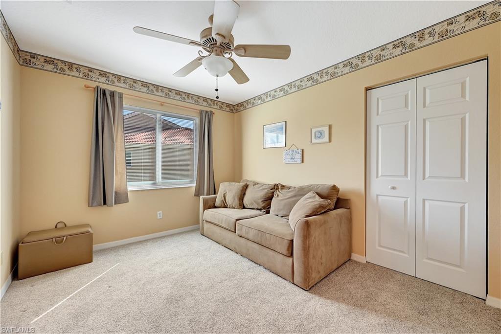 HUNTINGTON LAKES - Residential