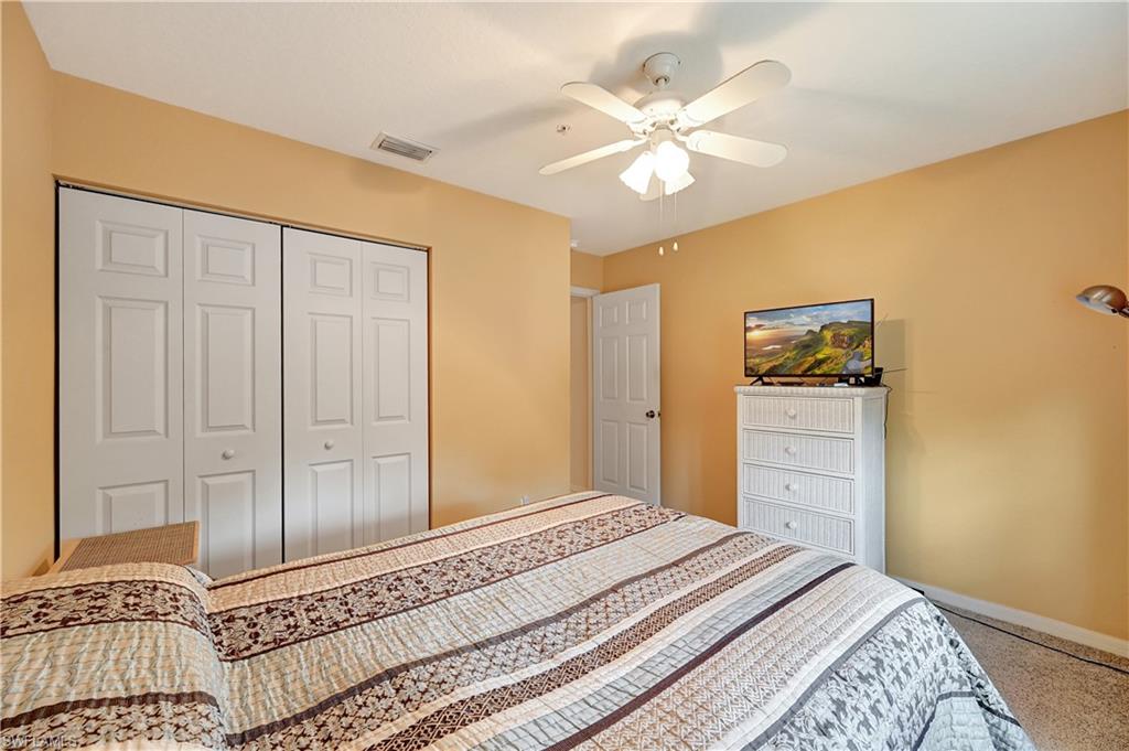 HUNTINGTON LAKES - Residential