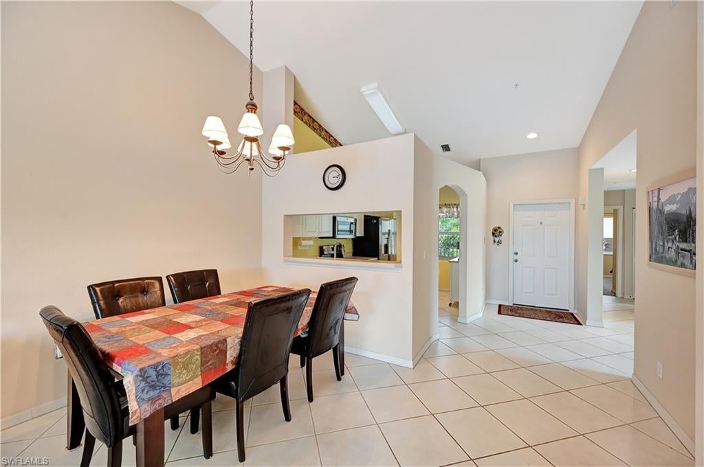 HUNTINGTON LAKES - Residential