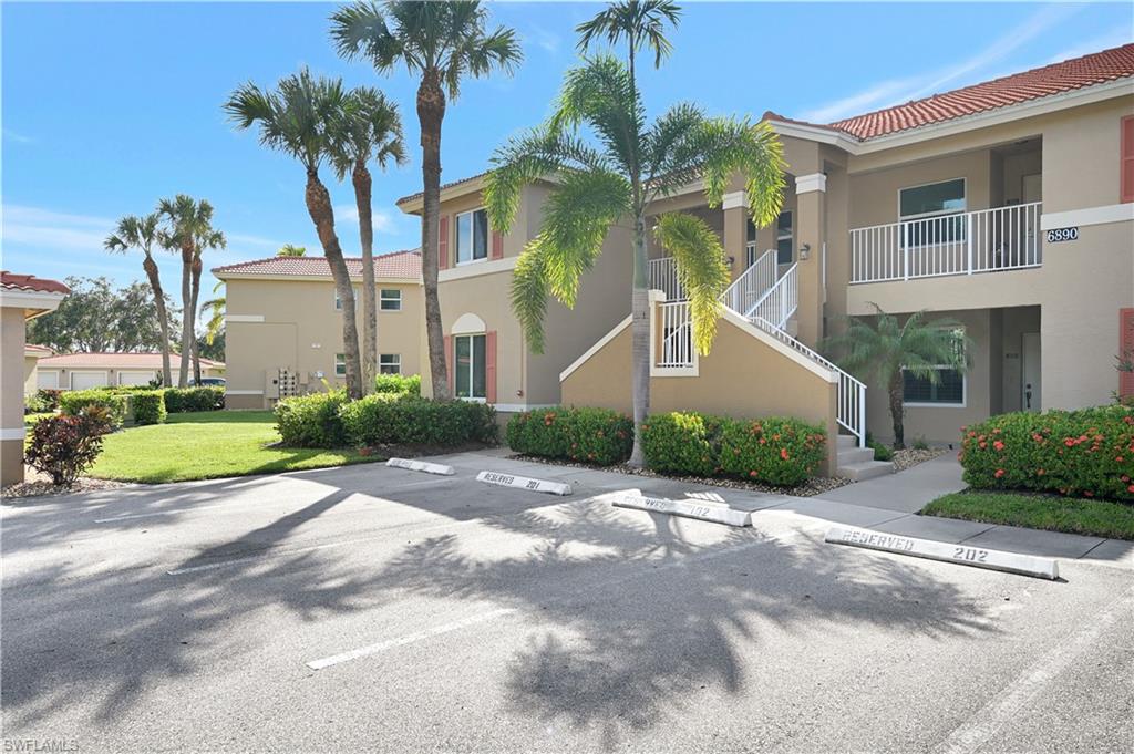 HUNTINGTON LAKES - Residential