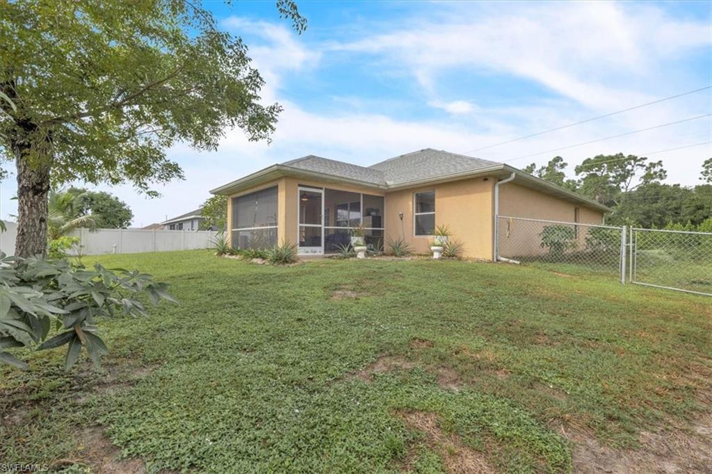 CAPE CORAL - Residential