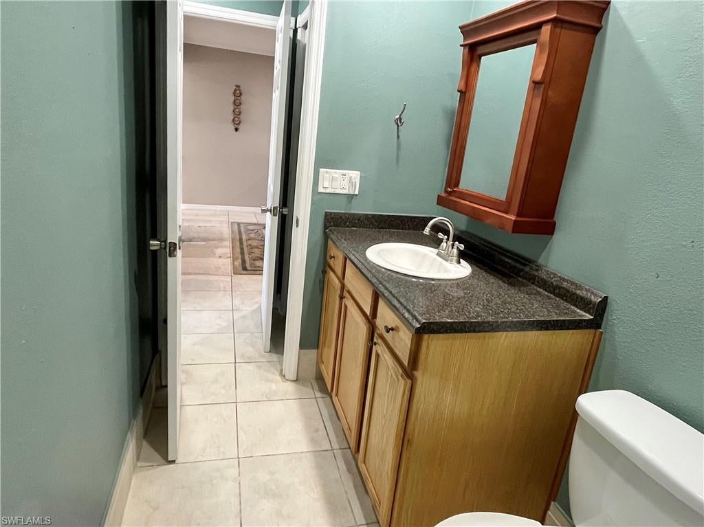 MYERLEE CIRCLE CONDO - Residential Lease