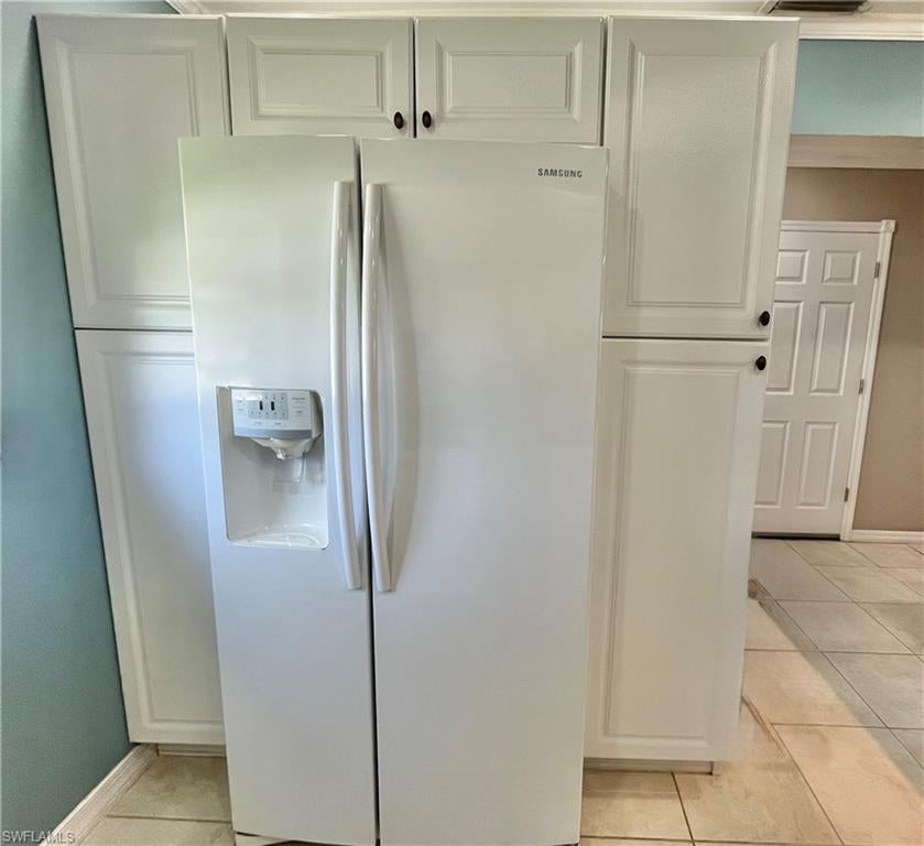 MYERLEE CIRCLE CONDO - Residential Lease