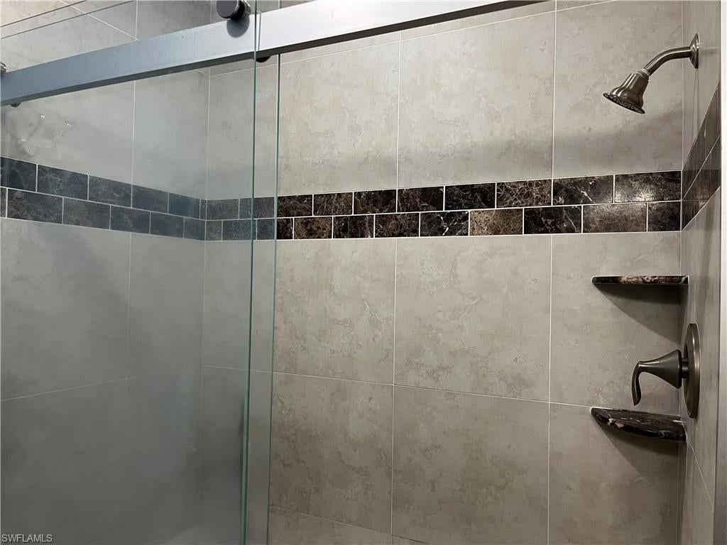 MYERLEE CIRCLE CONDO - Residential Lease