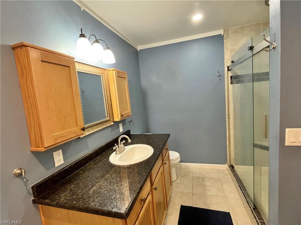 MYERLEE CIRCLE CONDO - Residential Lease