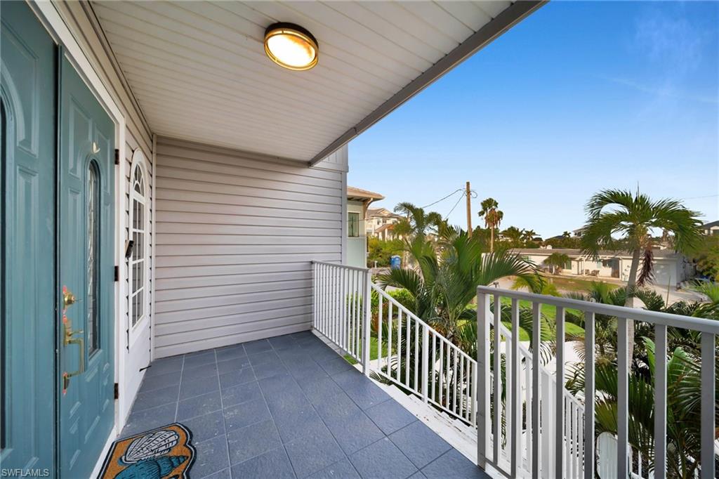 ISLANDS END - Residential