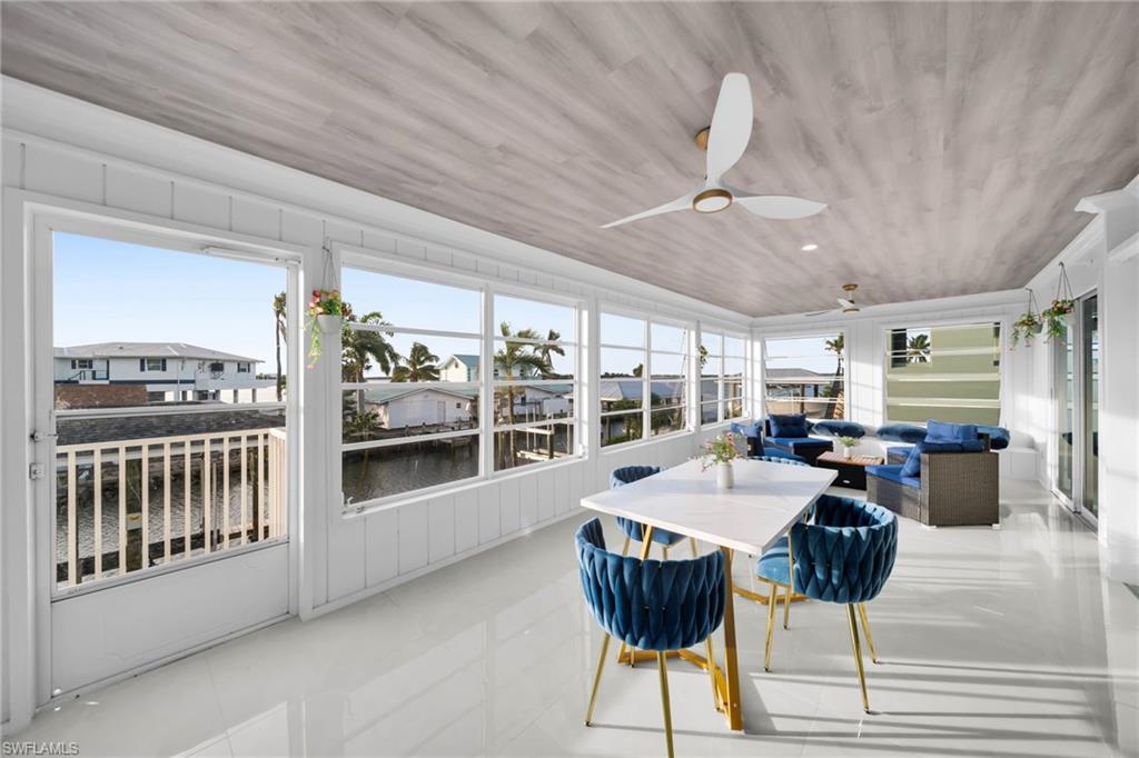 ISLANDS END - Residential