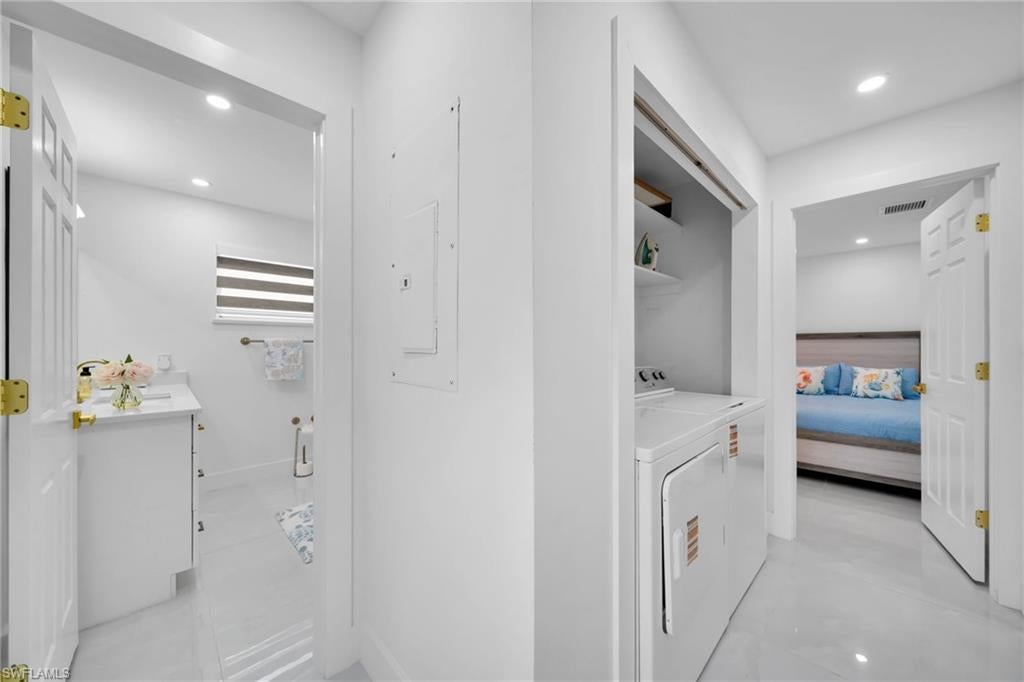 ISLANDS END - Residential