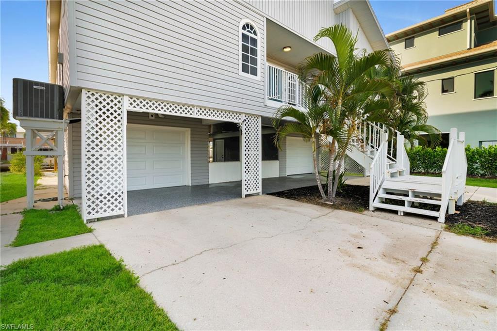 ISLANDS END - Residential