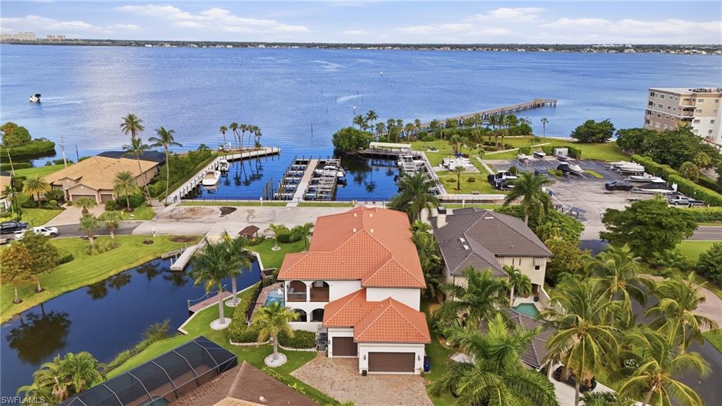 WATER'S EDGE - Residential