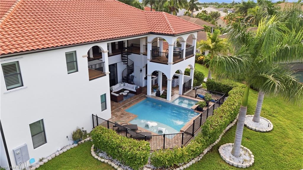 WATER'S EDGE - Residential