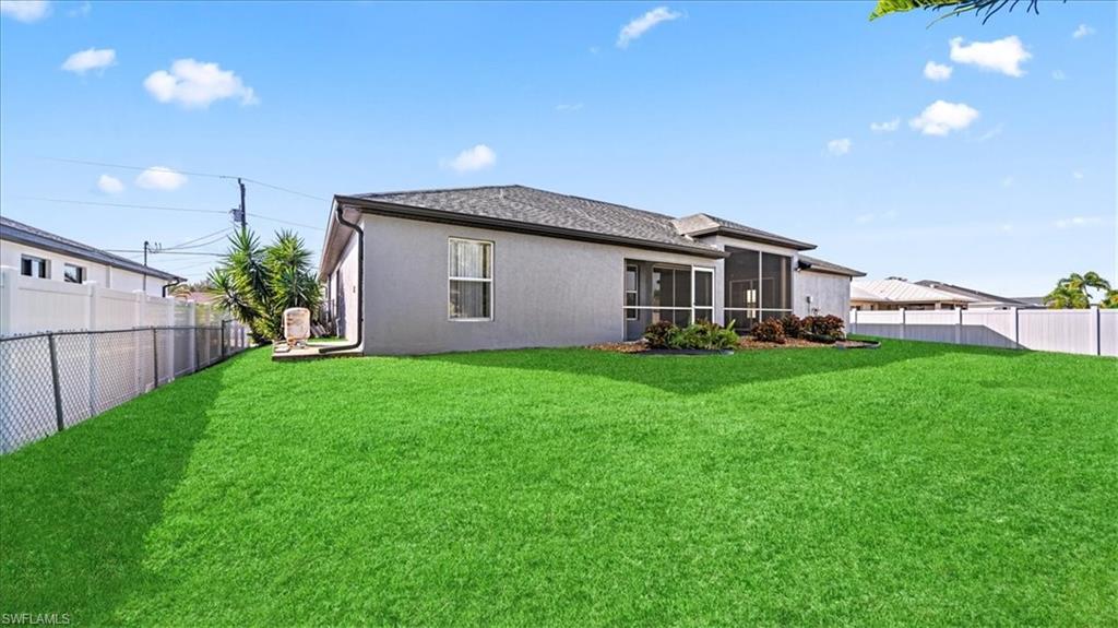 CAPE CORAL - Residential