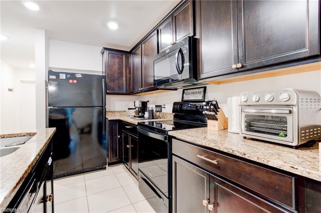 FORT MYERS - Residential Lease