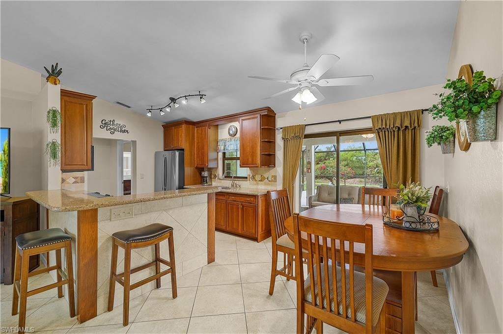 CHARLOTTE SHORES - Residential