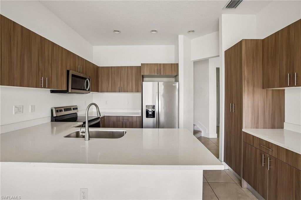 SILVERWOOD AT AVA MARIA - Residential