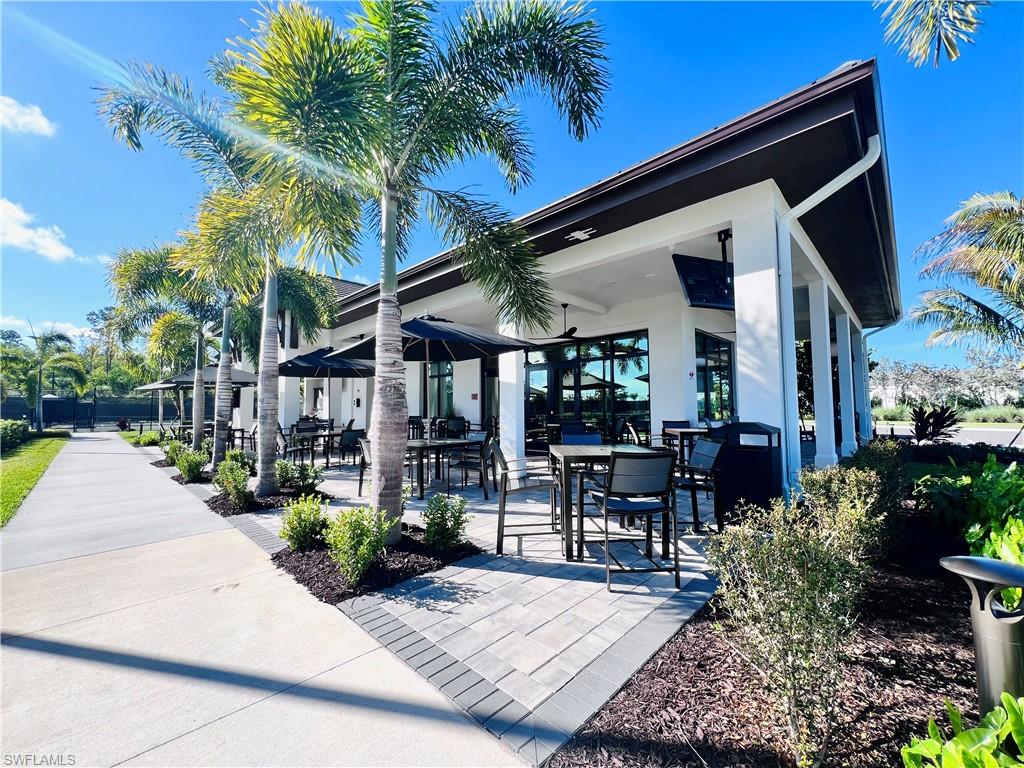 CAYMAS - Residential Lease