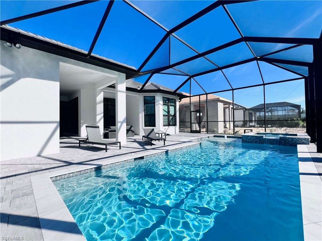 CAYMAS - Residential Lease