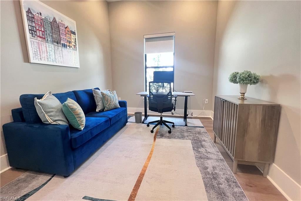 CAYMAS - Residential Lease