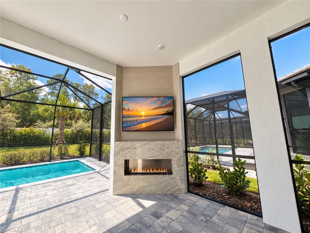 CAYMAS - Residential Lease