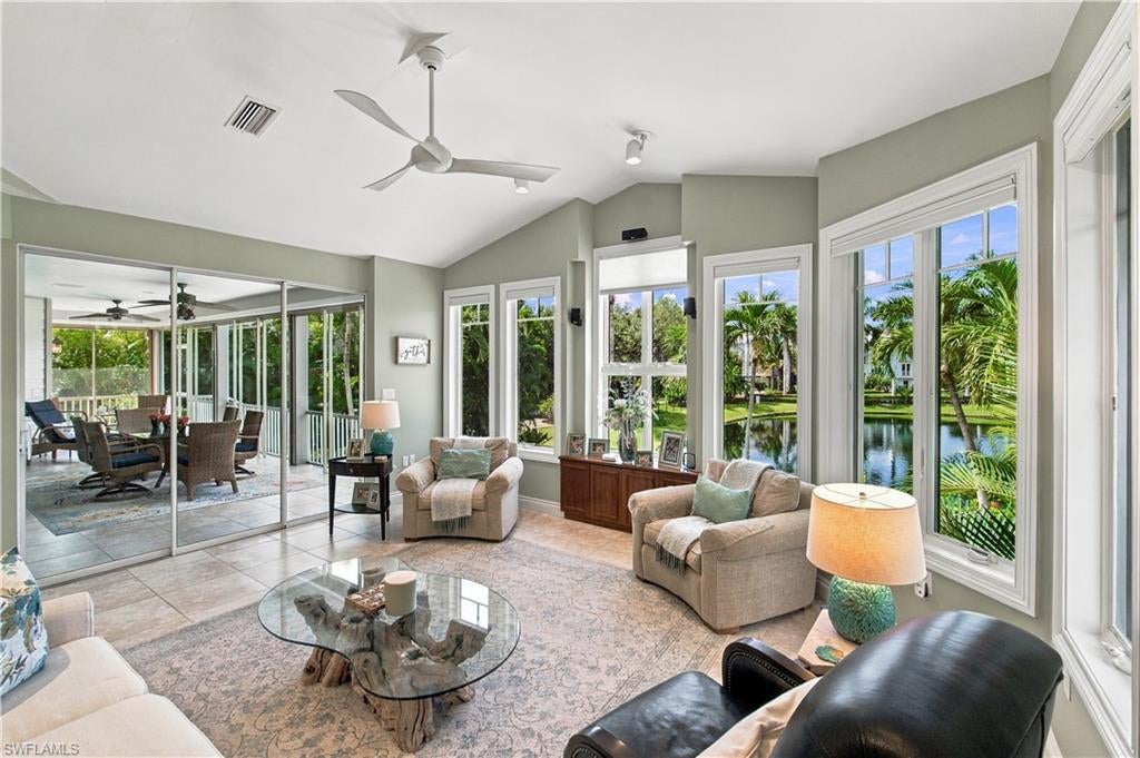 SOUTHPORT ON THE BAY - Residential