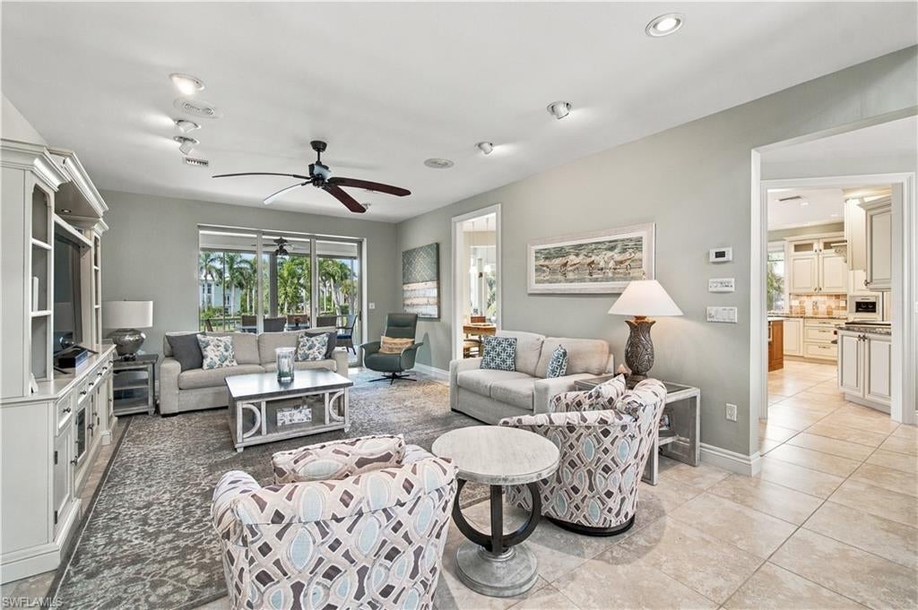 SOUTHPORT ON THE BAY - Residential