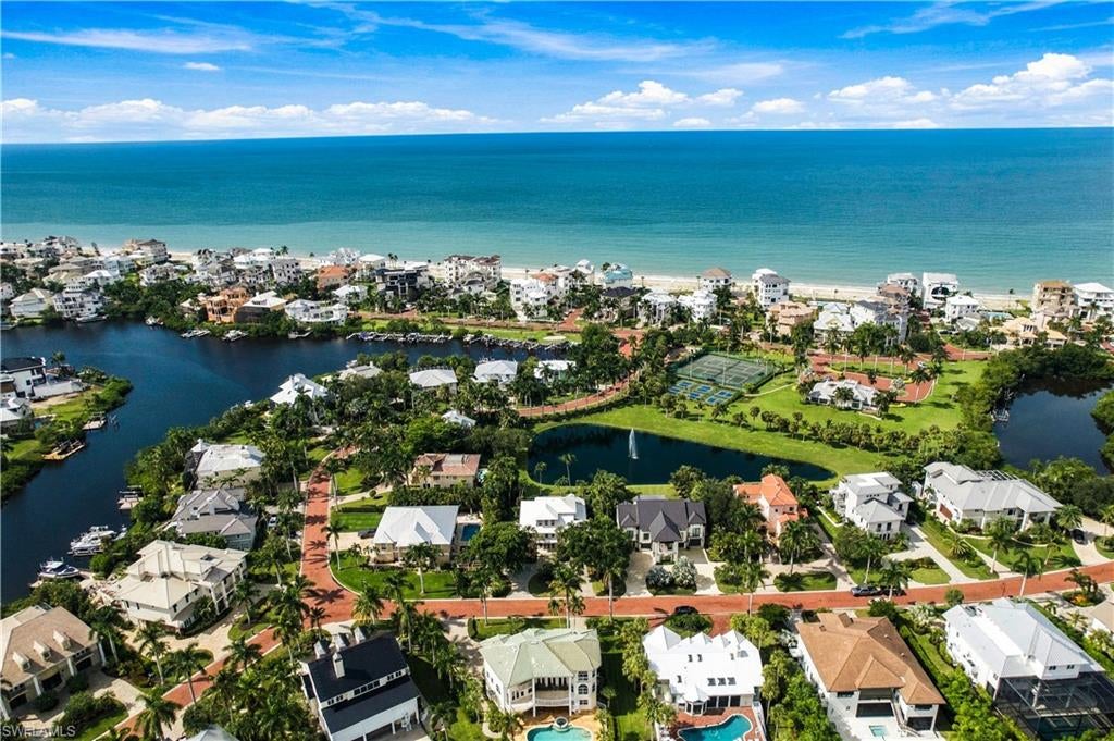 SOUTHPORT ON THE BAY - Residential