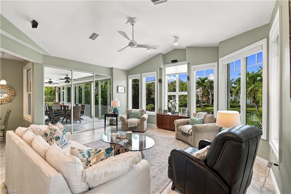 SOUTHPORT ON THE BAY - Residential