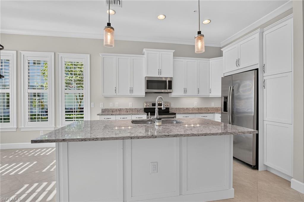 ISLES OF COLLIER PRESERVE - Residential