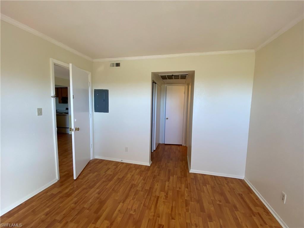 VILLAGE CREEK - Residential