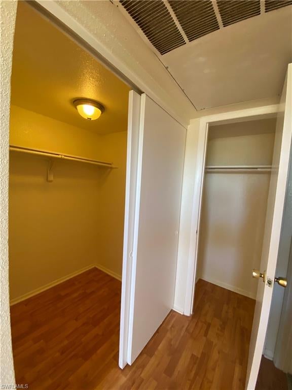 VILLAGE CREEK - Residential