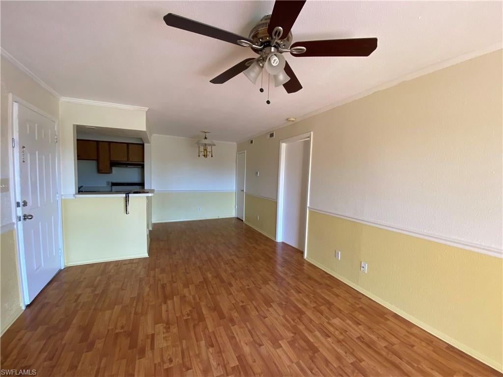 VILLAGE CREEK - Residential