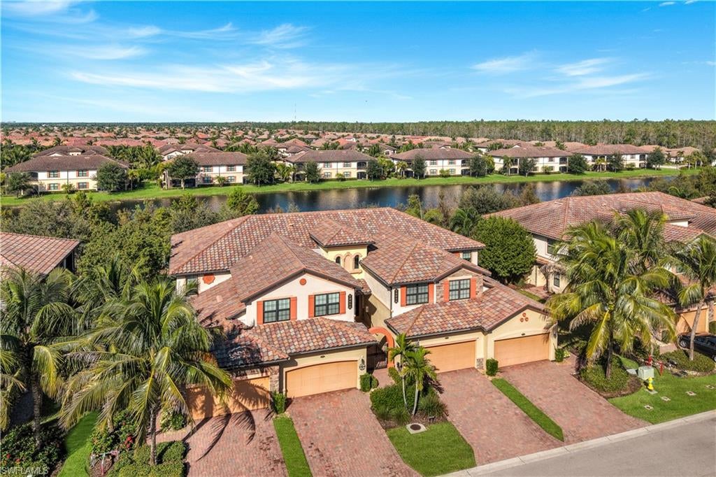 BONITA NATIONAL GOLF AND COUNTRY CLUB - Residential
