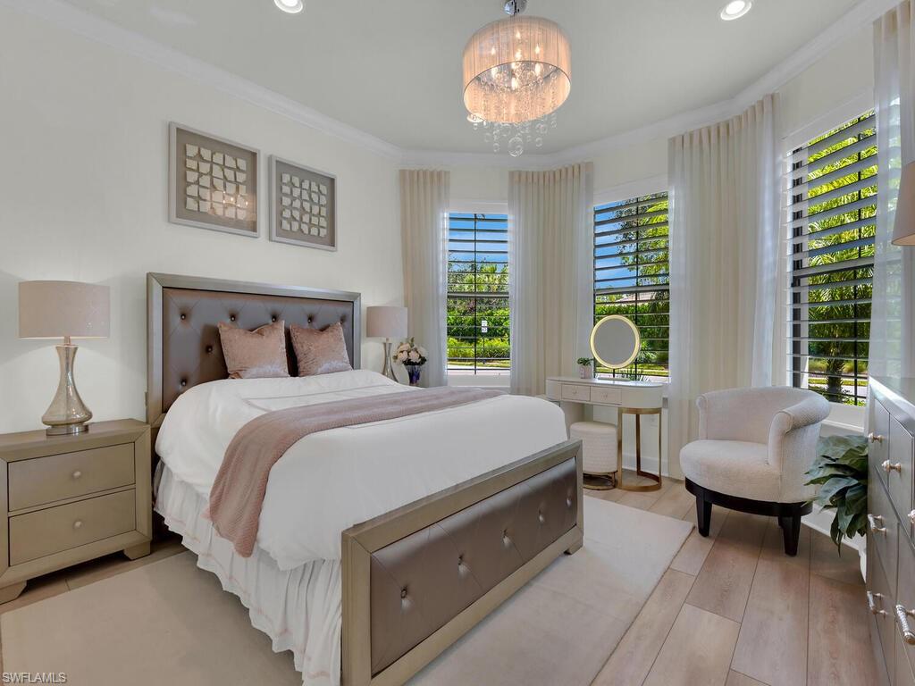 WINDING CYPRESS - Residential