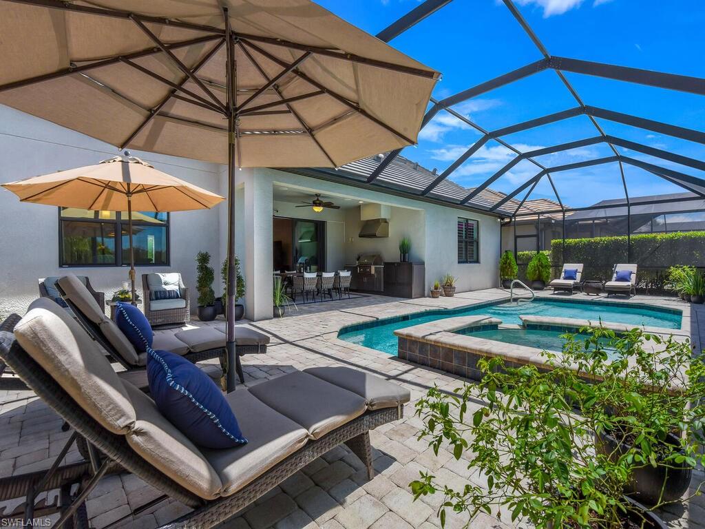 WINDING CYPRESS - Residential