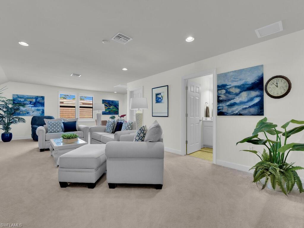 WINDING CYPRESS - Residential