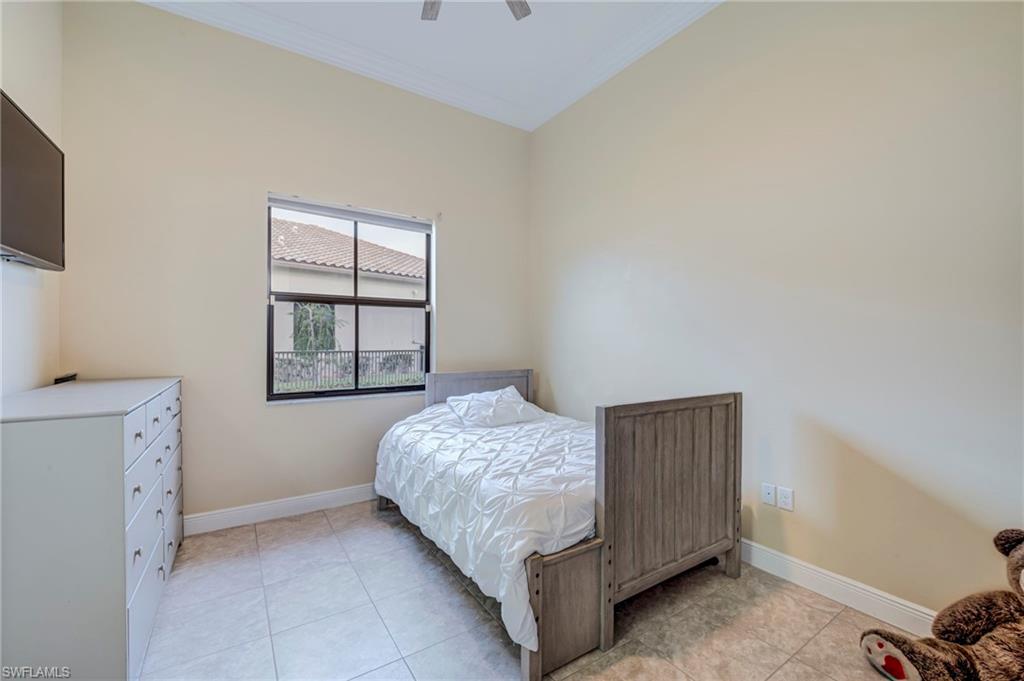 MAPLE RIDGE - Residential