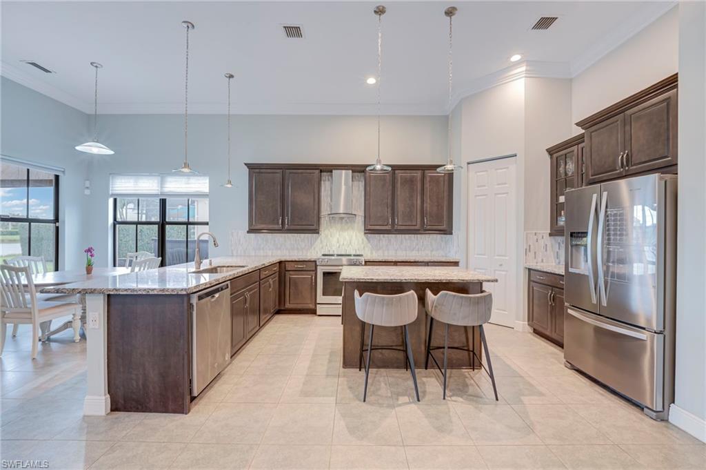 MAPLE RIDGE - Residential