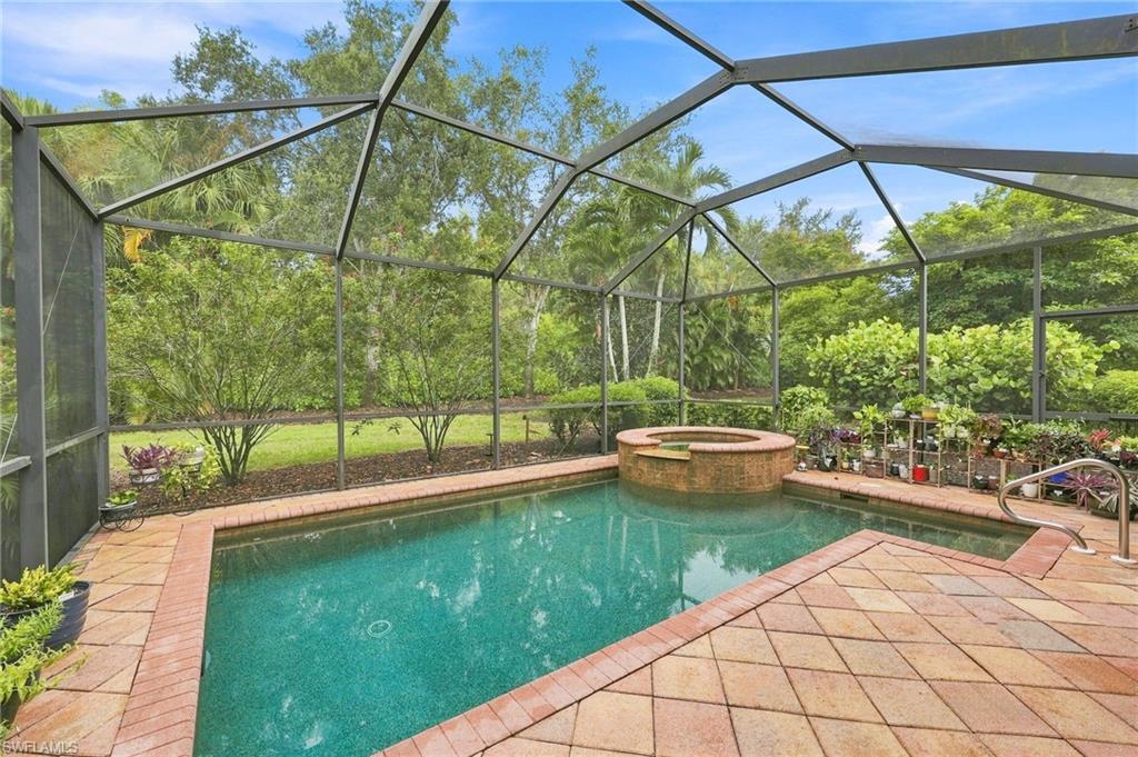 BELLE LAGO - Residential
