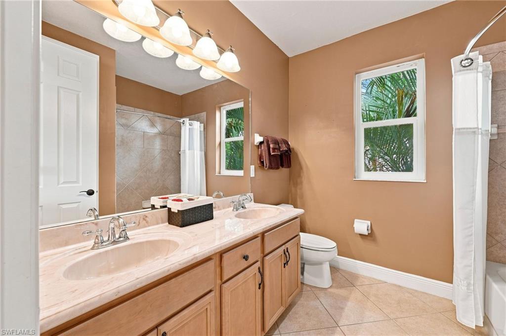 BELLE LAGO - Residential