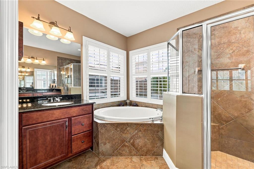BELLE LAGO - Residential
