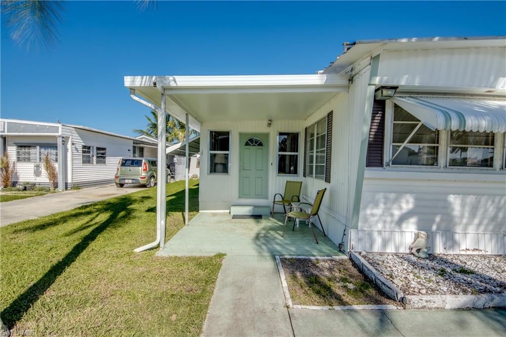 MOBILE MANOR - Residential